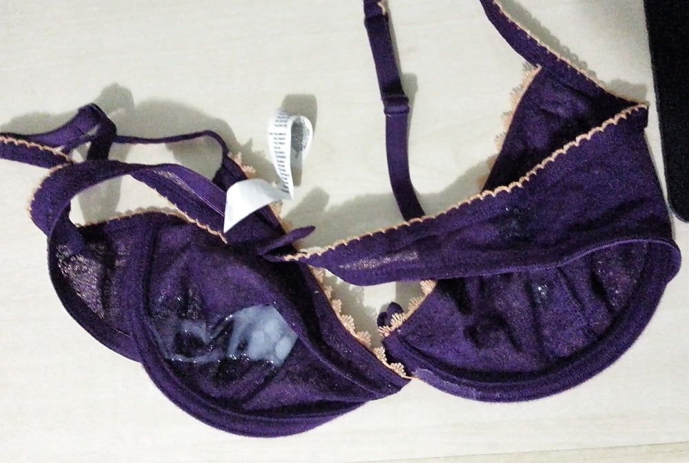 Cum on purple bra #2