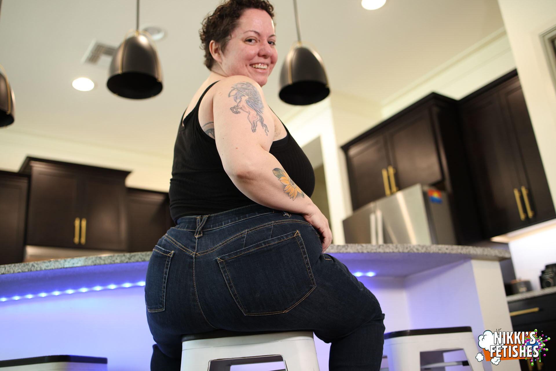 NIKKISFETISHES: Stroke Your Cock For Stepmom's Jeans #2