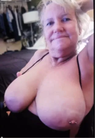 mature nympho wife         