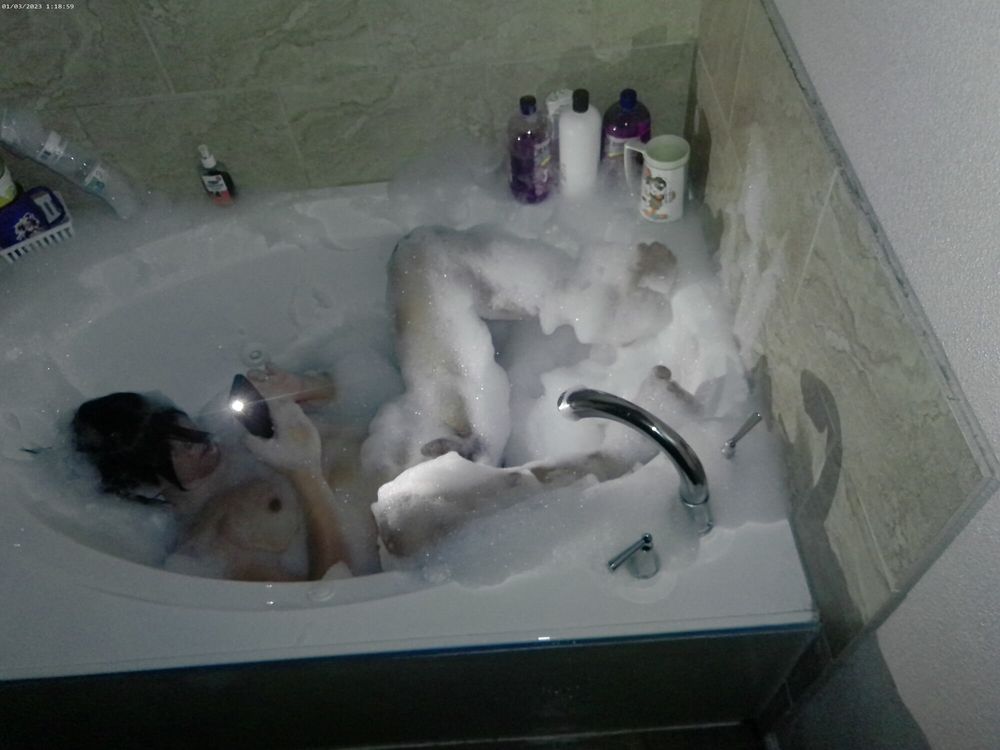 Kirito Bath Tub Photoshoot and Bath  #12