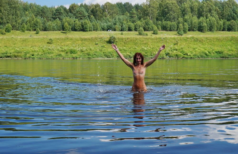 Nude Playing in Volga-river #12