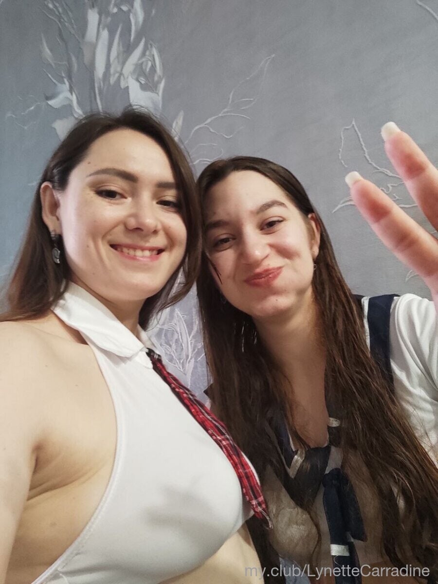 Blair with Gwen Free Photos #26