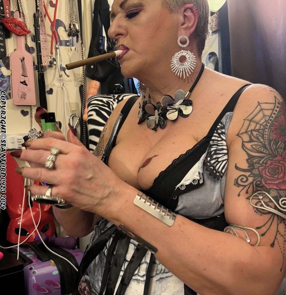 SHIRLEY SMOKING REBEL #36