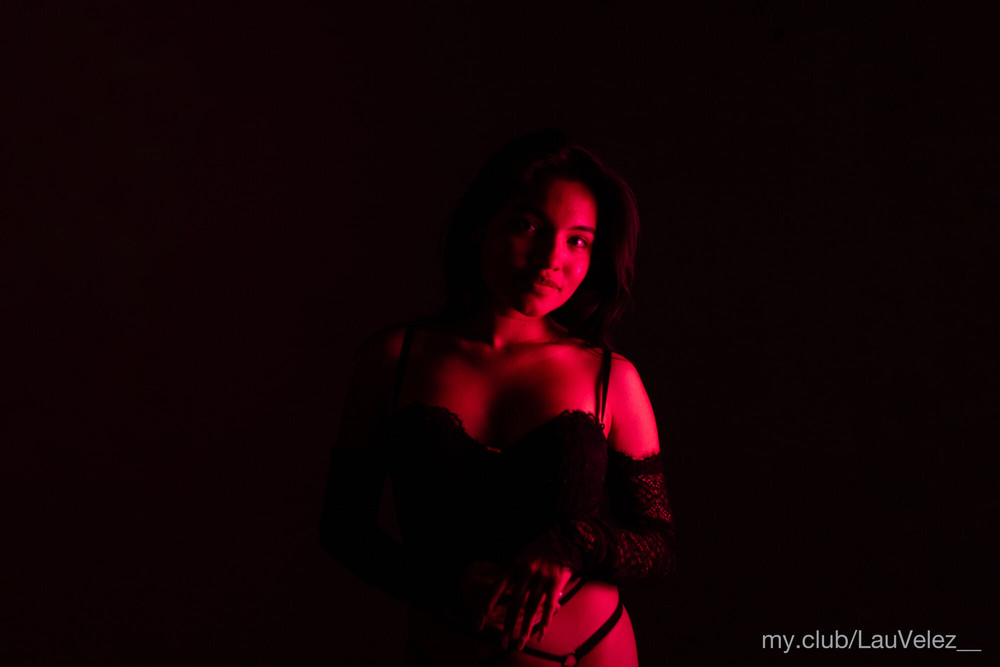 Lau Velez Free Photos #9