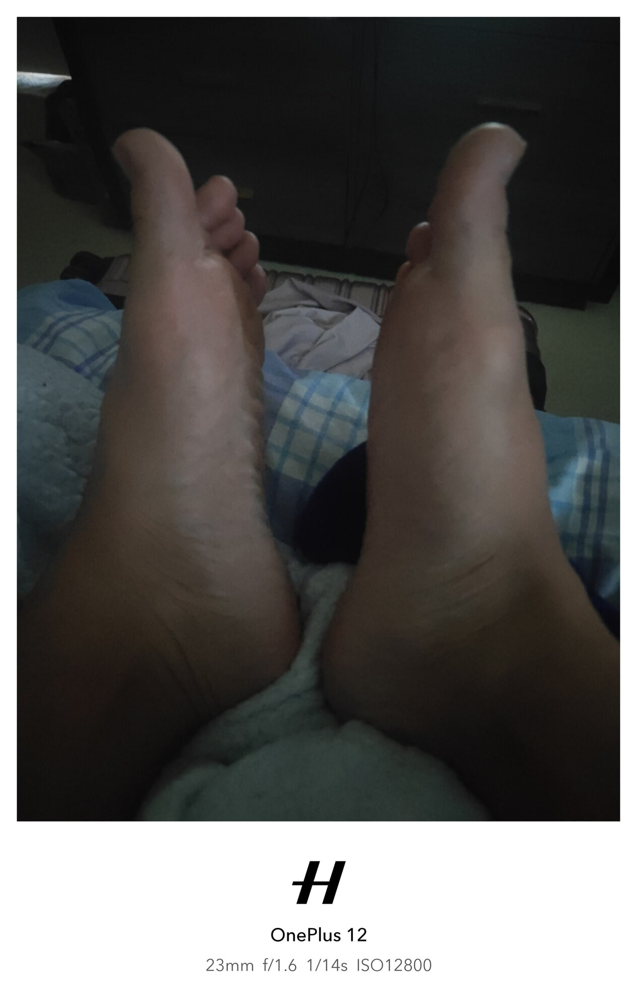 Clean Barefeet Foot Fetish Moment #2
