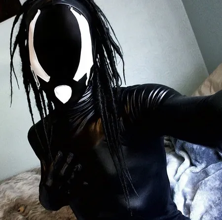 zentai creature        