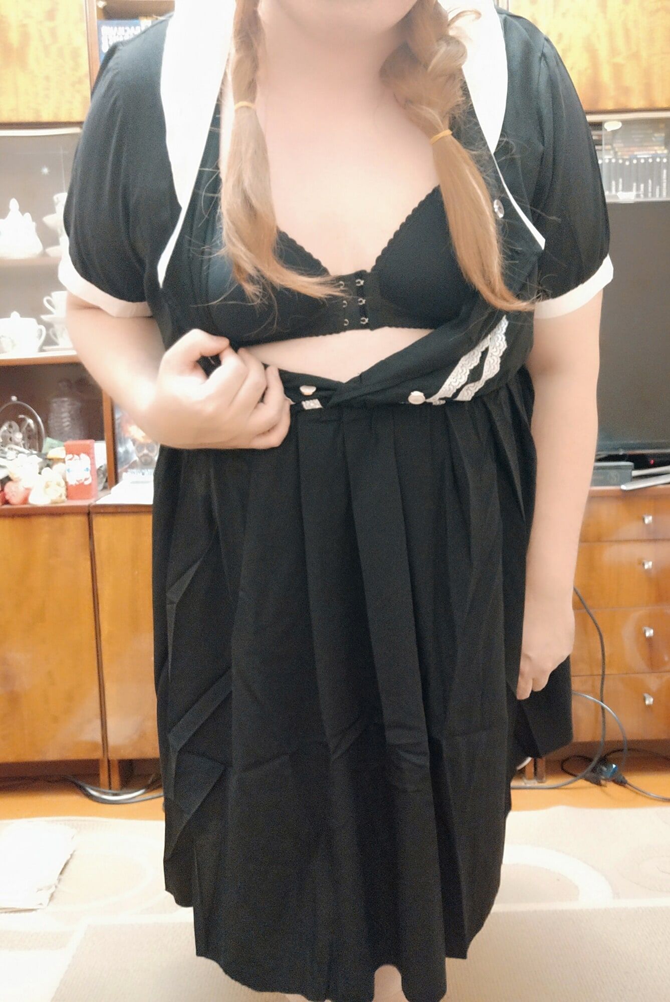 sissy Aleksa posing in new black dress #18