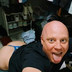 American sub slut in Germany 