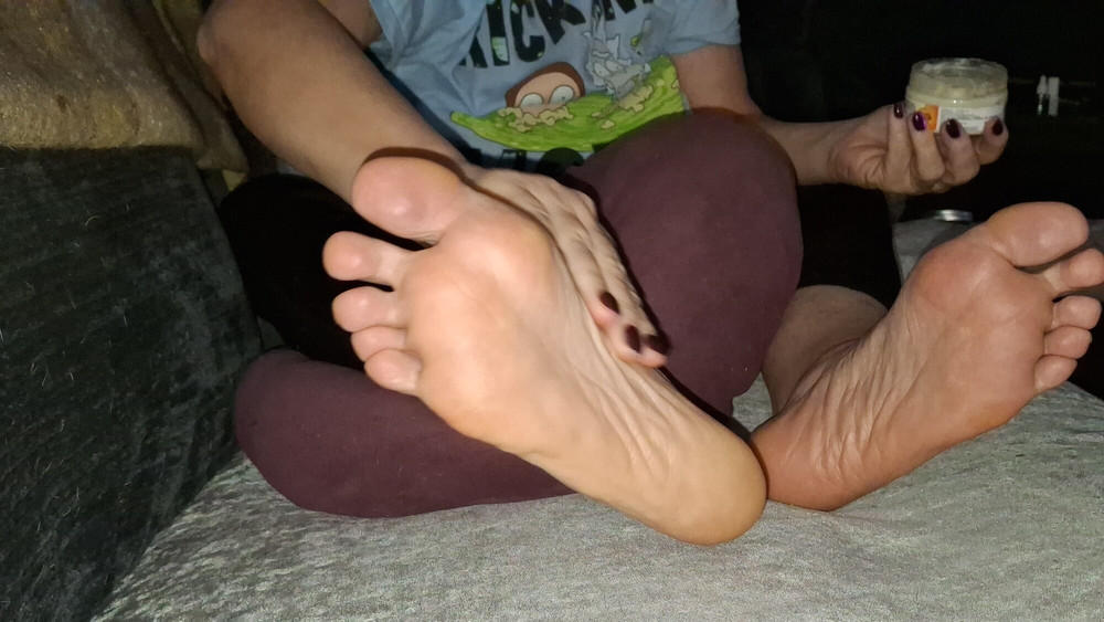 Girlfriend teases me with her Sole Show #5