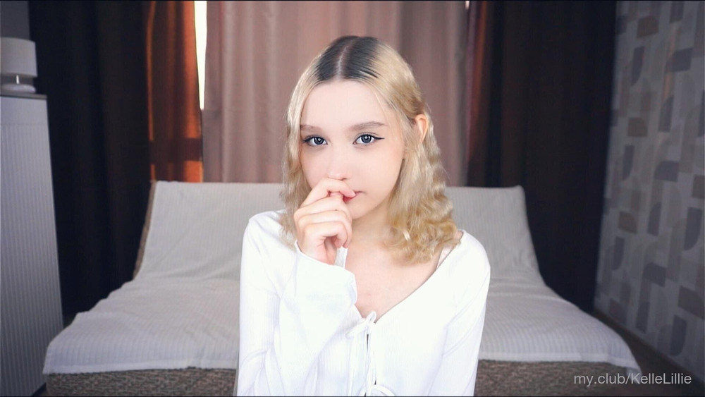 Alison Free Photos #15