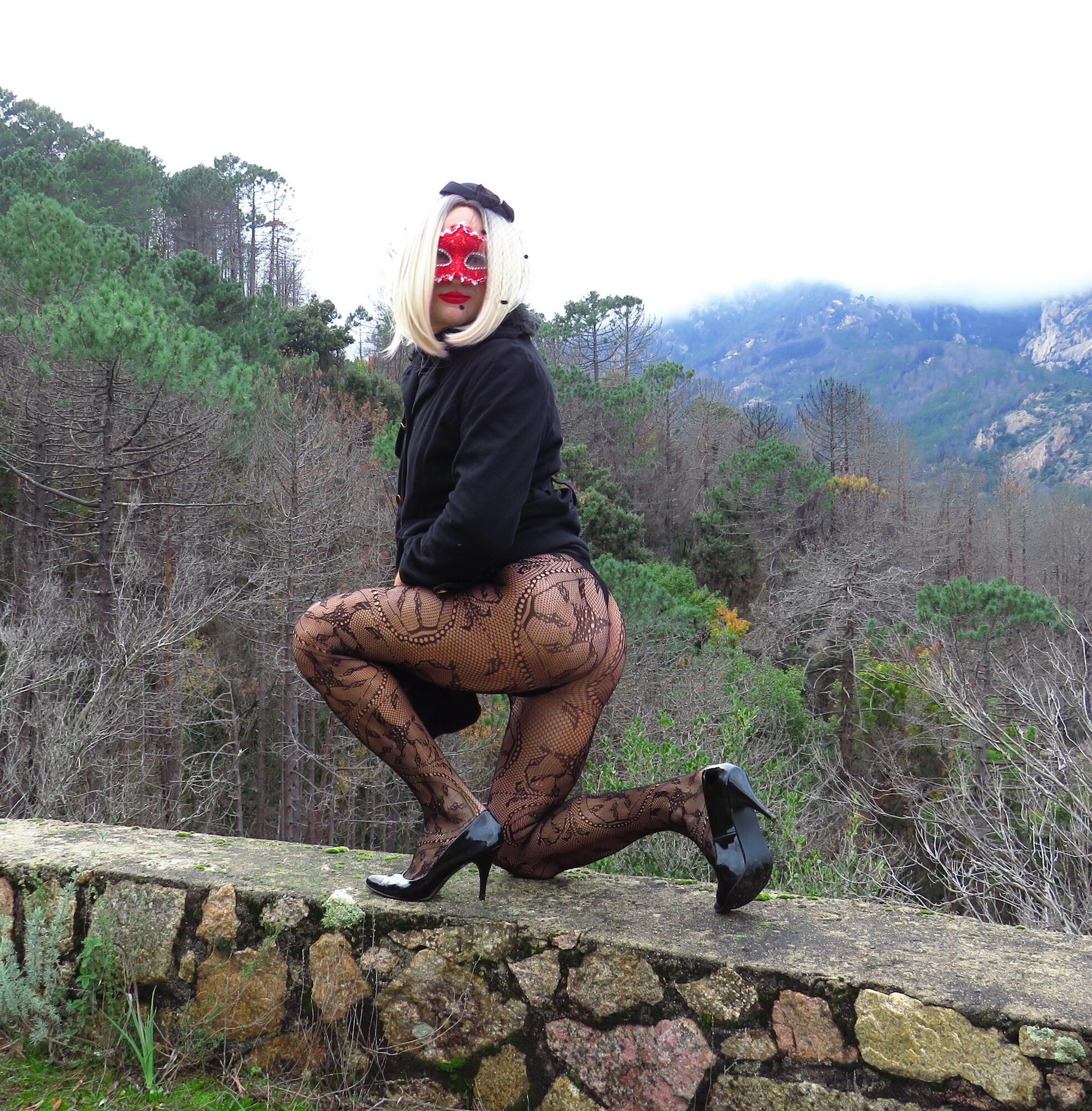 PERVERSIVE MILF IN PANTYHOSE AND HIGH HEELS #26