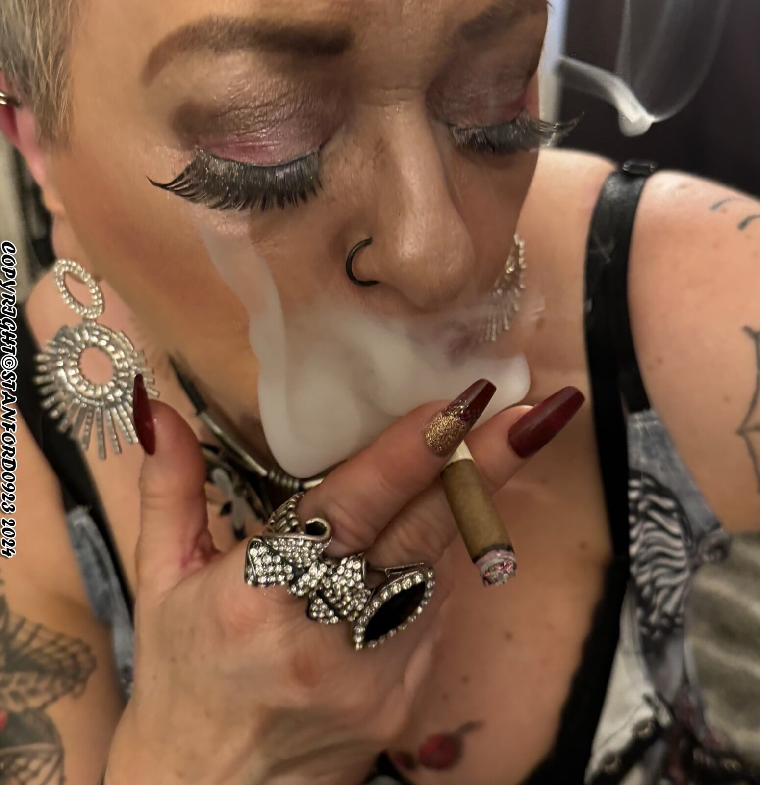 SHIRLEY SMOKING REBEL #58