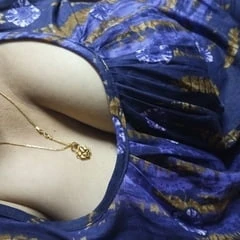 Mast boobs 