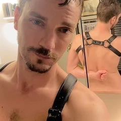 more naked pics
