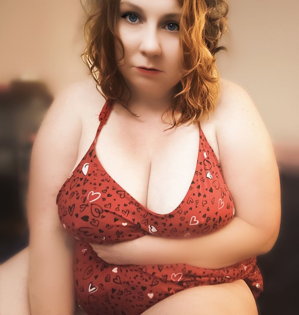 BBW Ruby Wyld wants you to cum to bed! #18