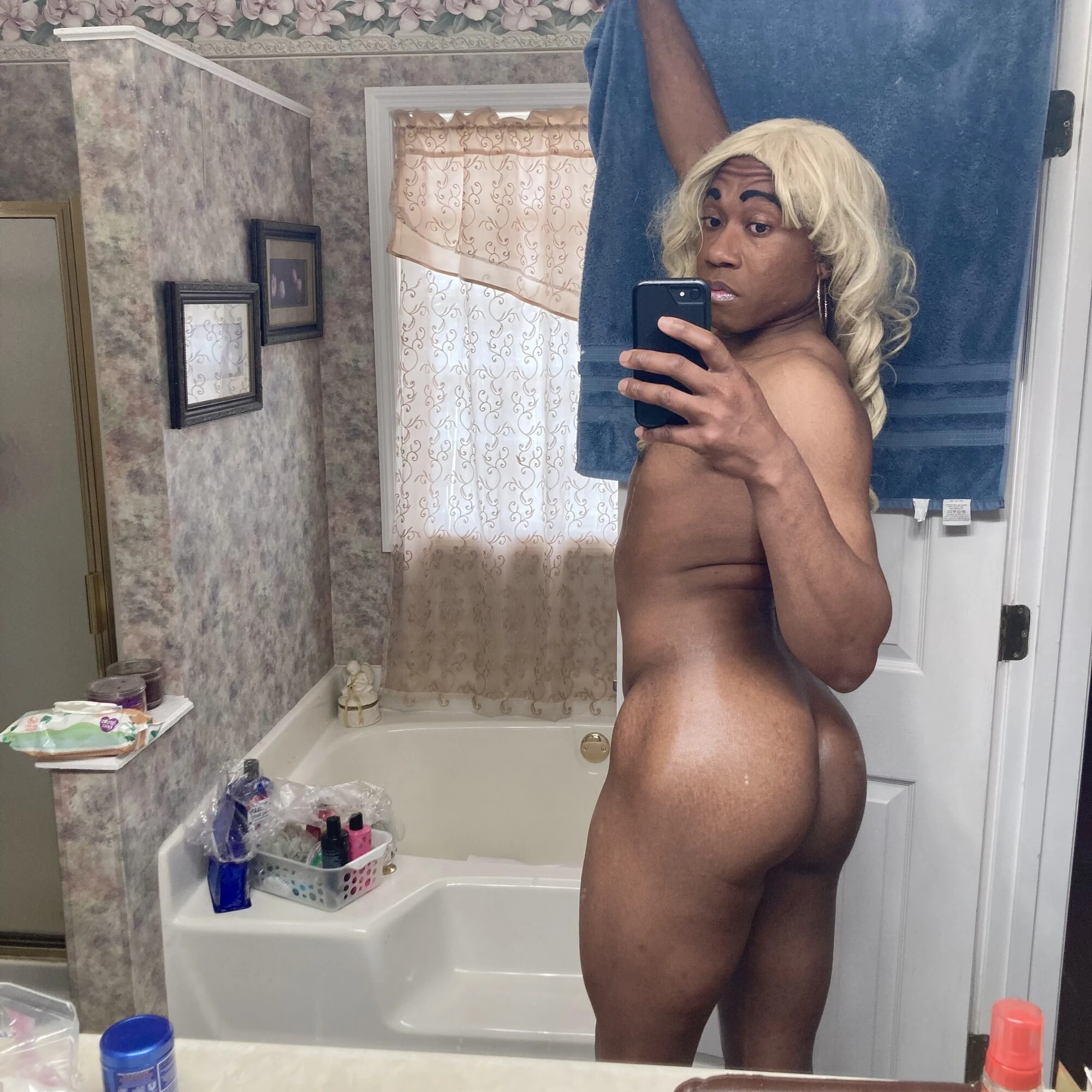 Minajfootqueen #24