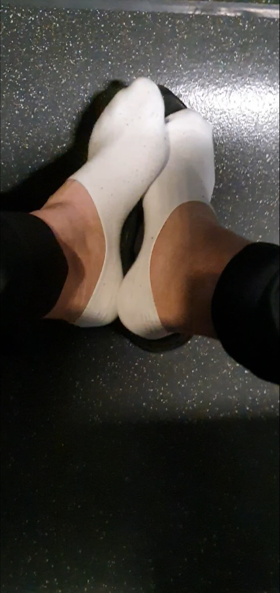 NoShowSocks  #48