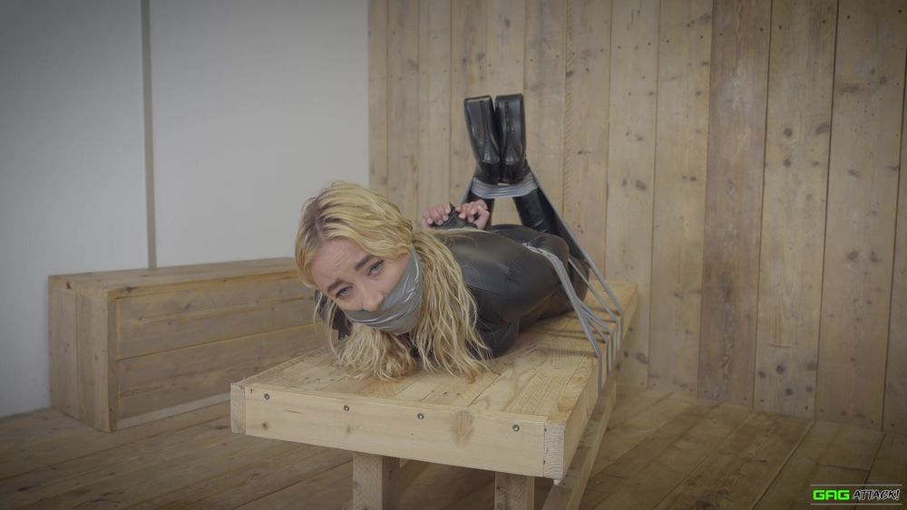 Zoey - Catburglar in Bondage Trouble #4