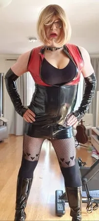 rachels latex struggles with new g tits         