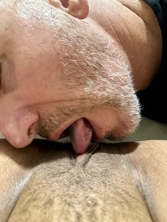 daddy eating lexxi s tasty pussy         