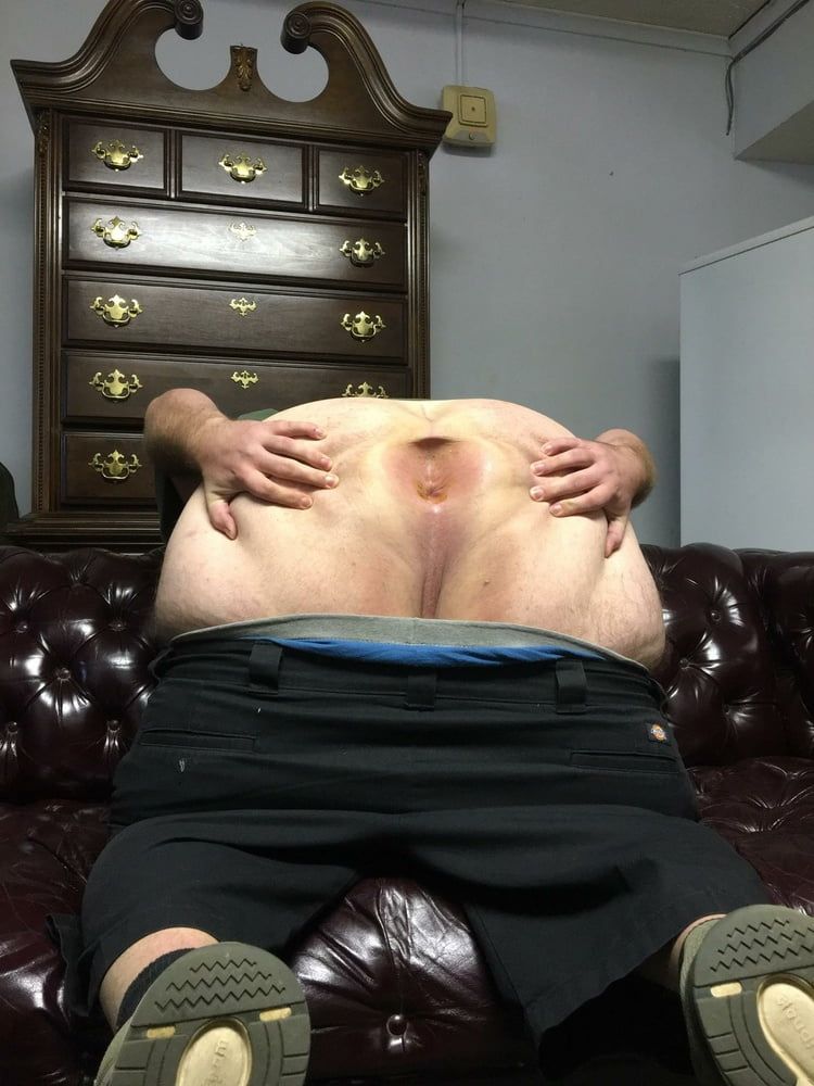 More pics of my fat ass #6