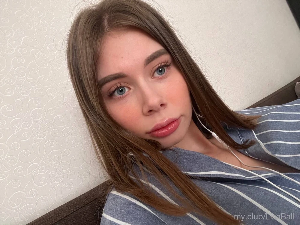 Emelie Free Photos #2