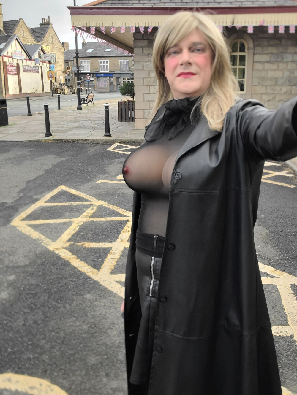 Sissy outdoors in Ramsbottom #22