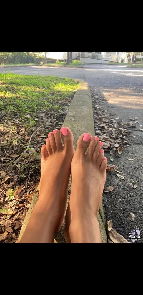 Beautiful toe nails