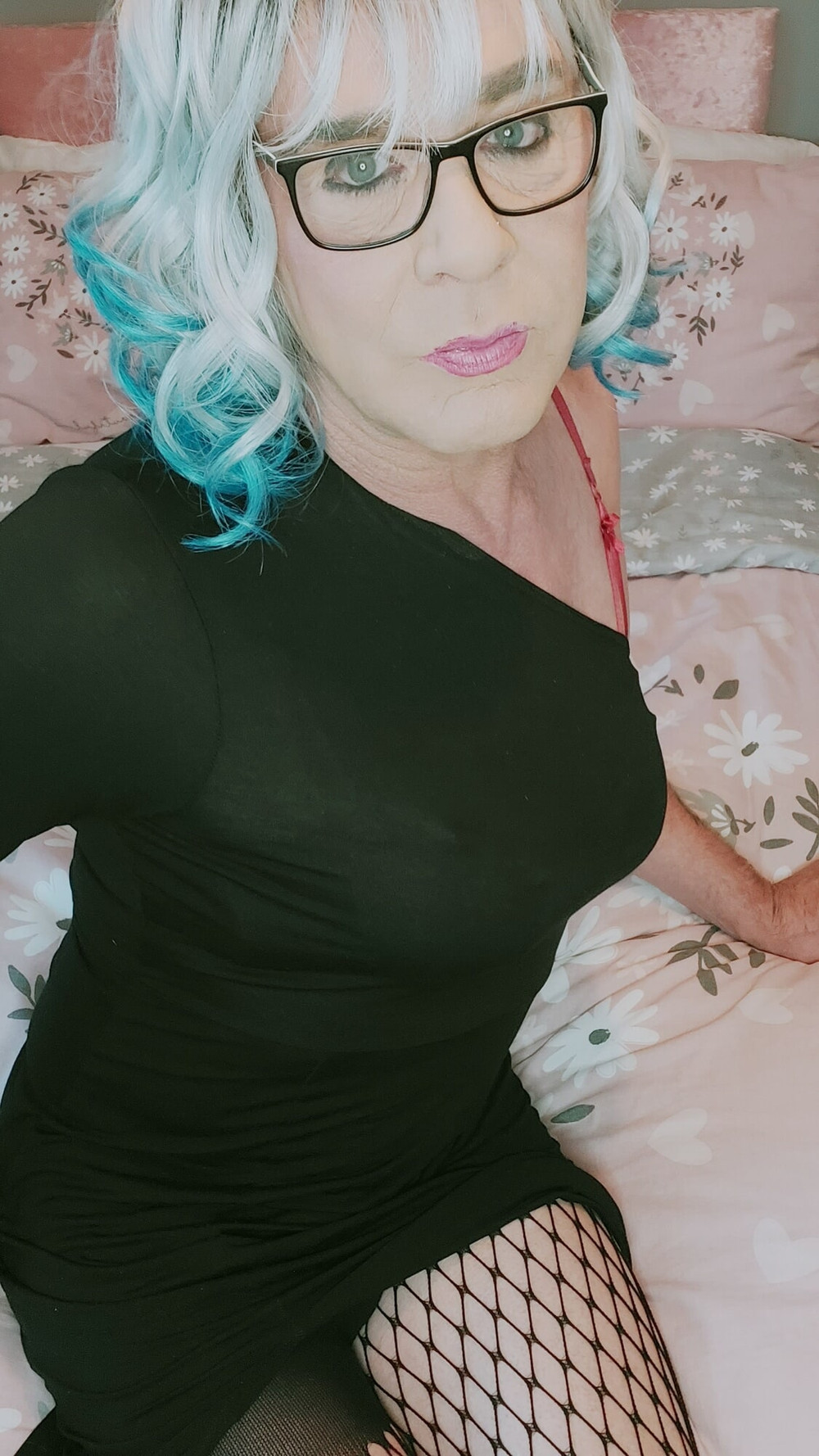 crossdressed Juniper Beri UK #11