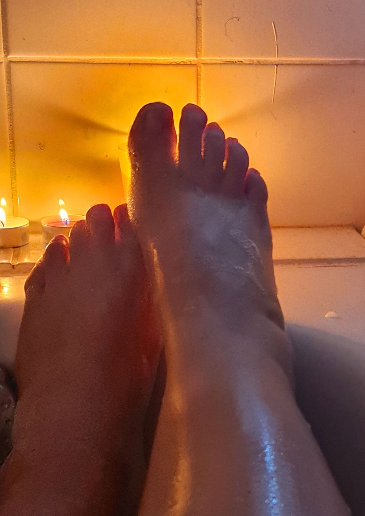 Foot and sextoy . Bathtime #5