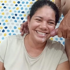 Leche en la boca de mi esposa