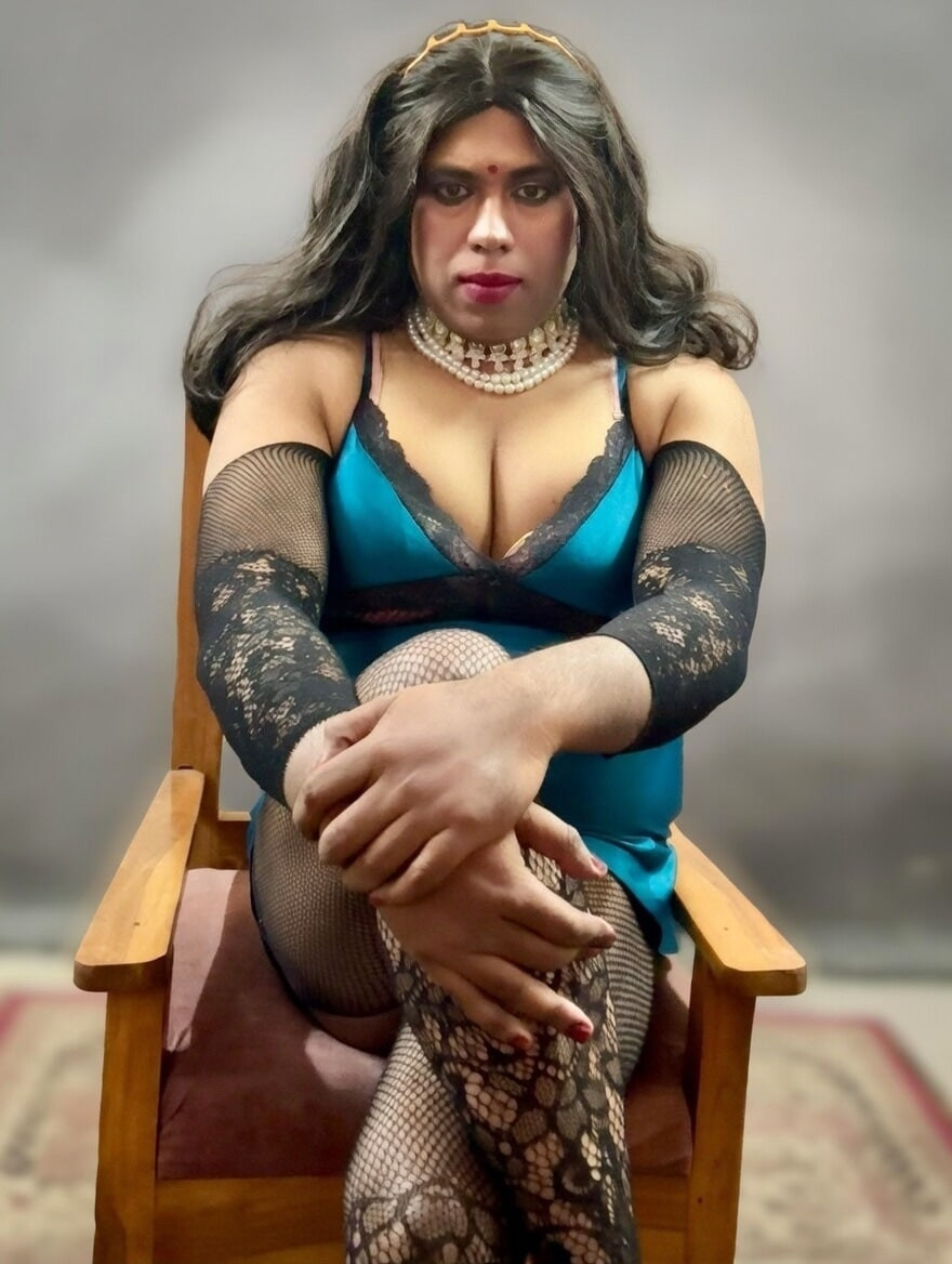 Verronika Desi Trans Model Photo Collection #14