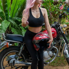 Moto sexy girl 