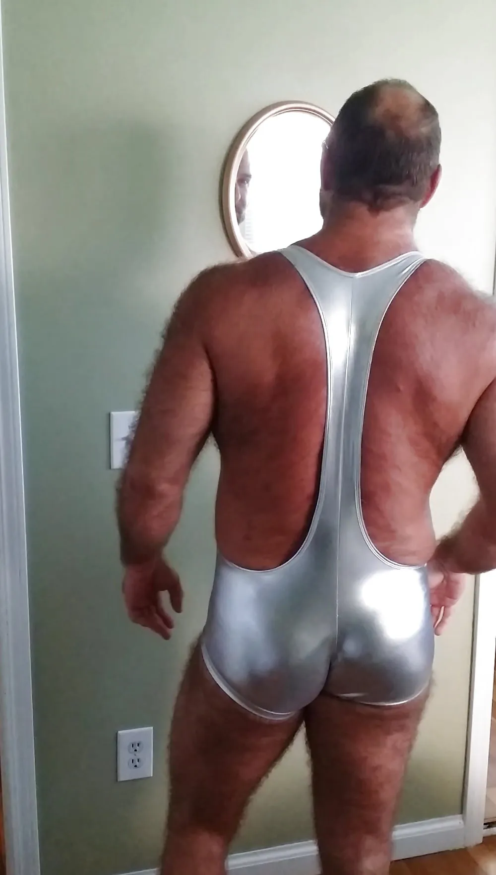 Silver Singlet #10