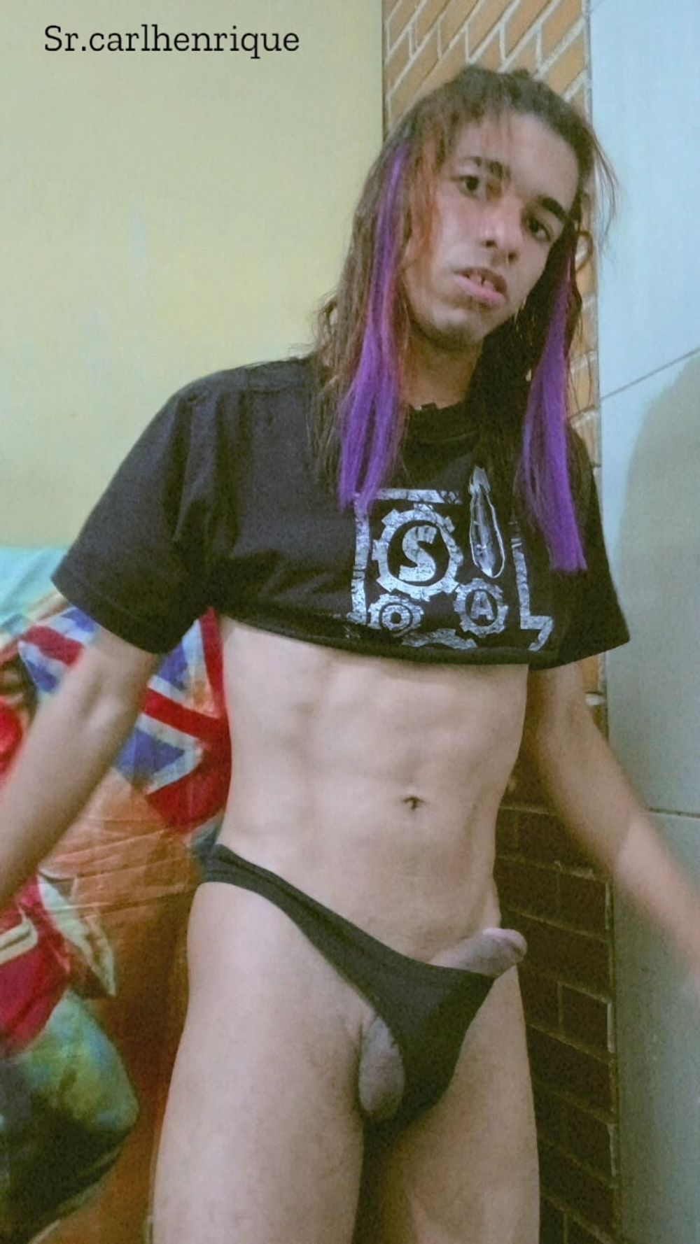 Novinho brasileiro sedutor gay peladinho de calcinha sexy #2