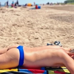 Holiday Thong 2