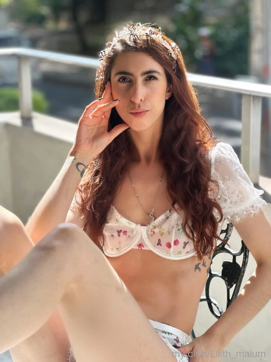 Isa Free Photos #4