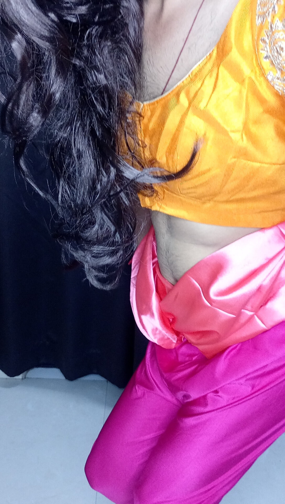 My stepmom last night wear this saree  #39