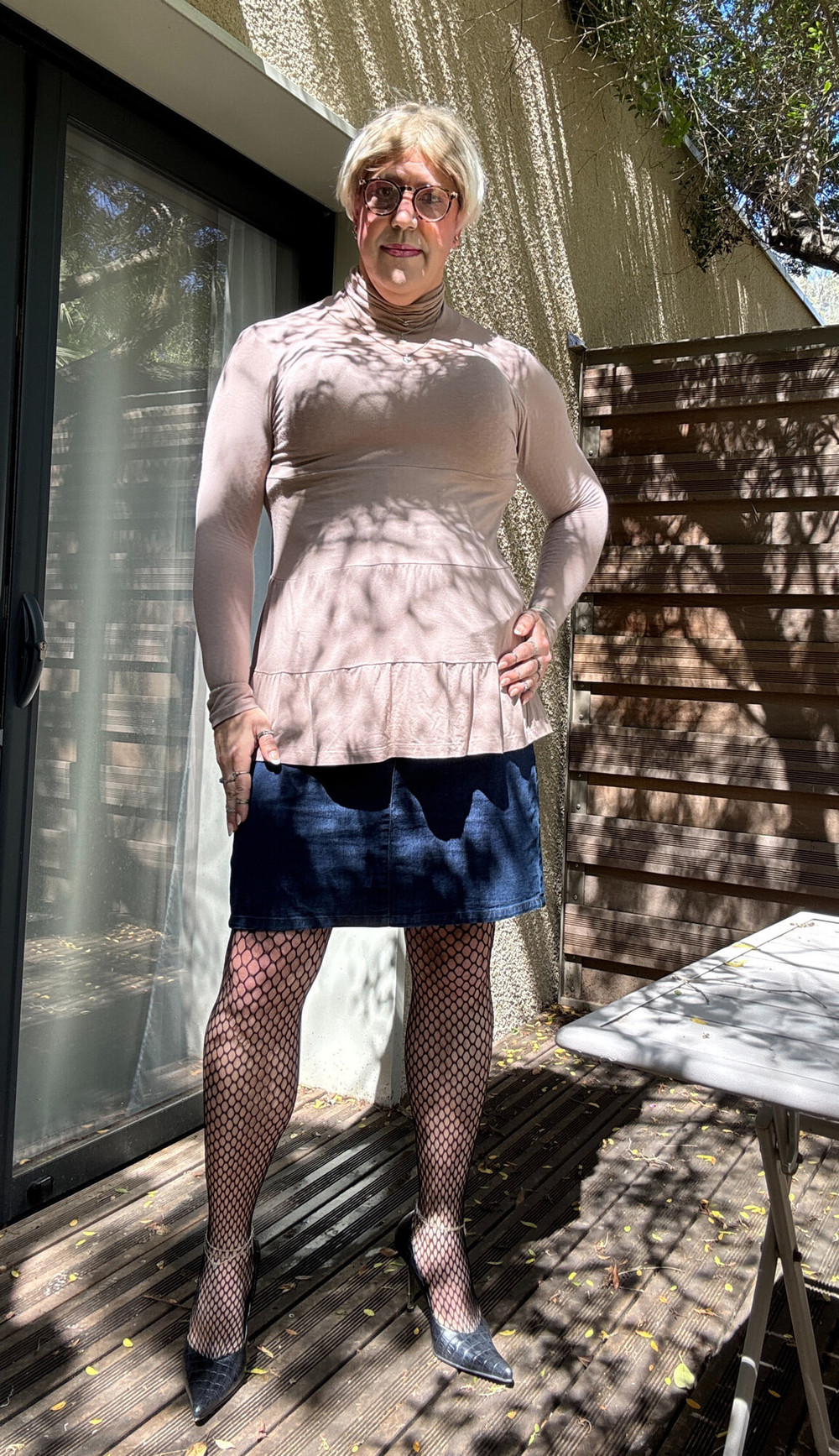 Outdoors in a park with sunshine #7