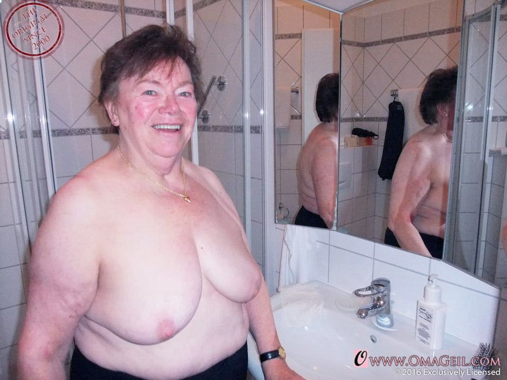Collection of very old and fat amateur grannies #12