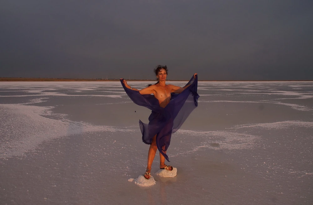 On Sunset-Light with DeepBlue Shawl on Salt- Lake #4