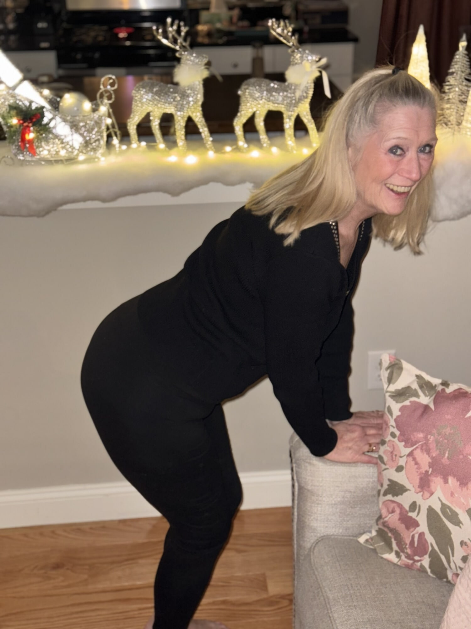 Very Old GILF in Pink Panties #37 Free Photo Shoot  #18