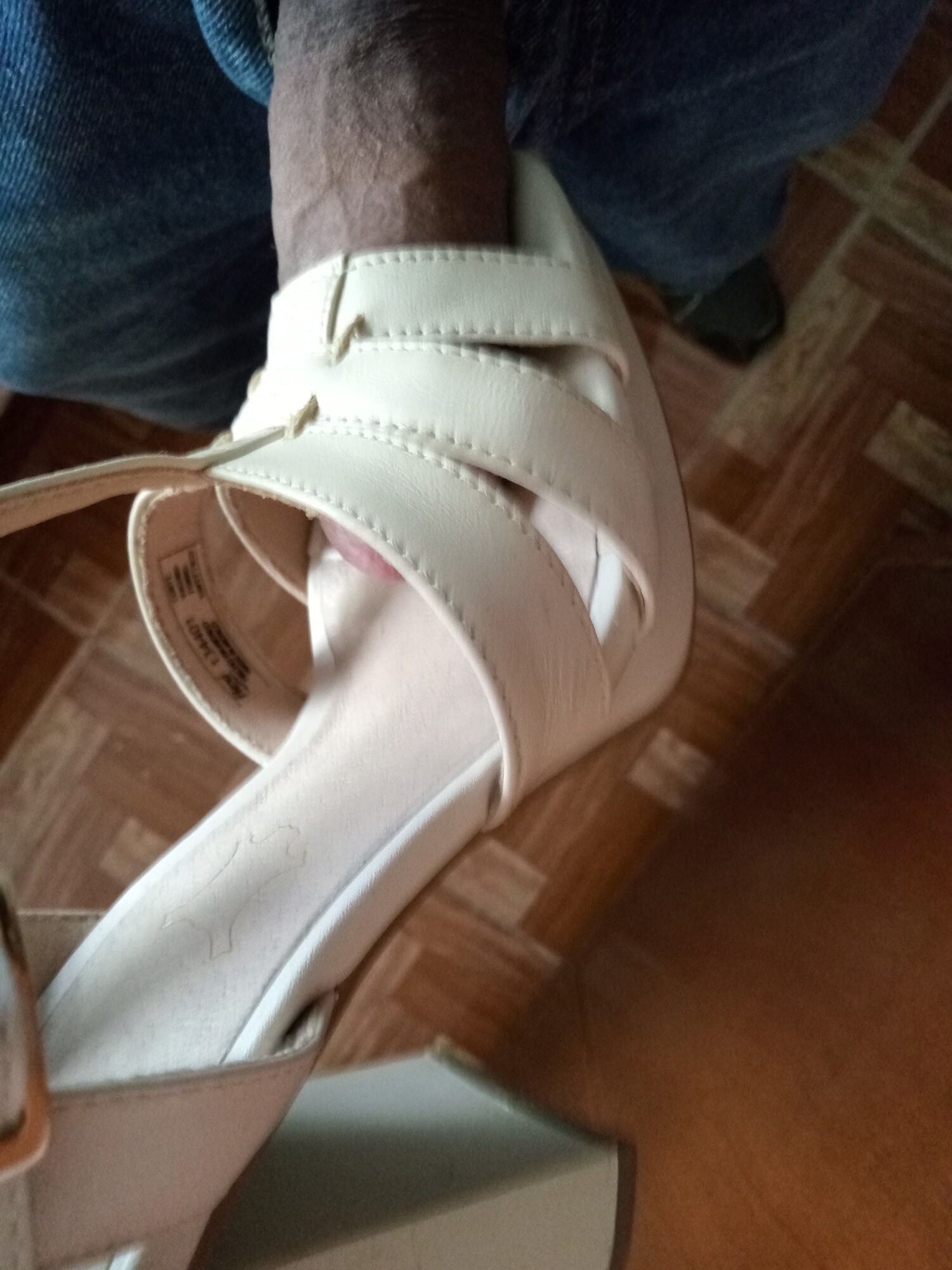 UNA TARDE LLUVIOSA EN LA RECAMARA DE MATILU  Y SUS TACONES #13