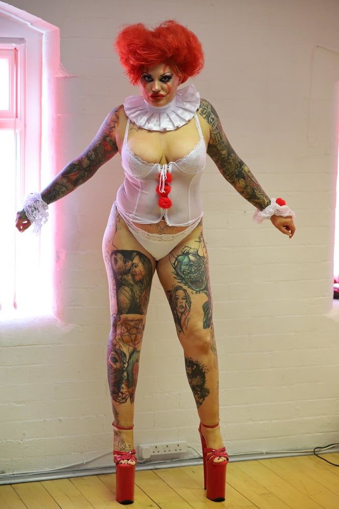 IF PENNYWISE WAS A WHORE #46