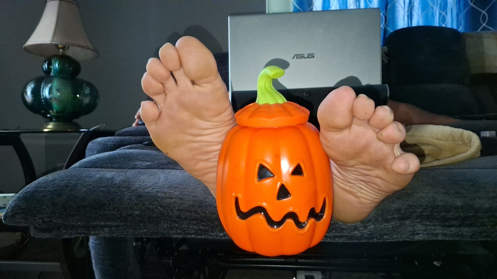 My feet are ready for Halloween are yours? #12