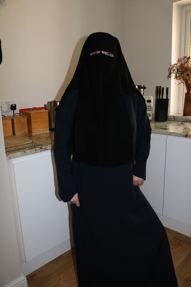 Burqa #16