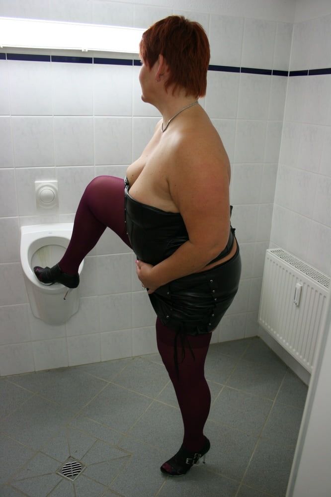 HOT dressed in the men's toilet ... #5