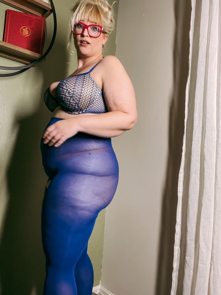 Blue Pantyhose Stinky Nylons Fat Ass BBW Milf Goddess #14