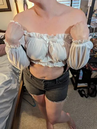 hotwife pirate costume         