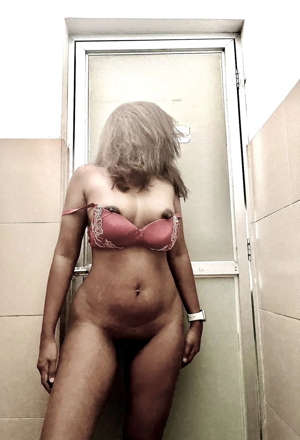 Srilanka girl at office wash romm #5